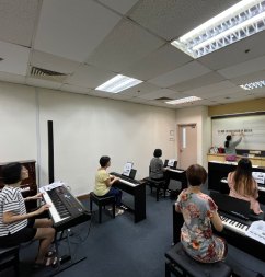 Seniors Learning Piano At MSM